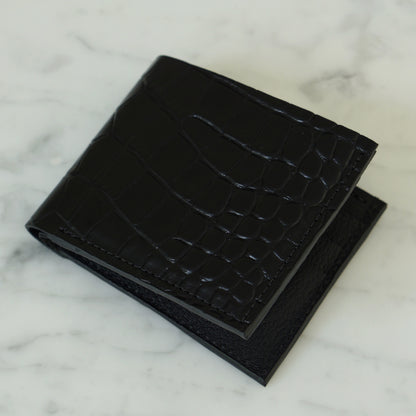 The Bi-Fold Wallet